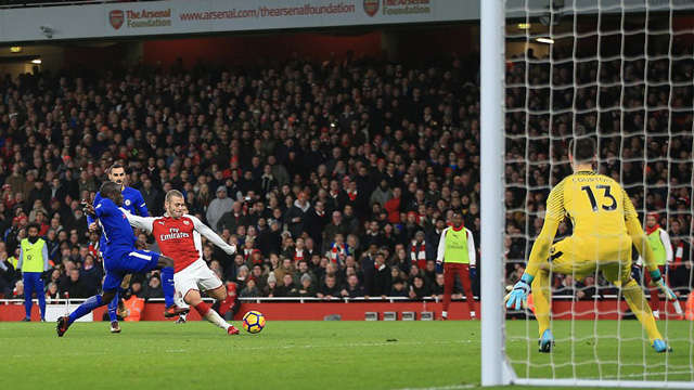 Wilshere ghi bàn mở tỷ số cho Arsenal