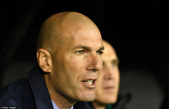 Zidane đang để lại rất nhiều những dấu hỏi vào lúc này
