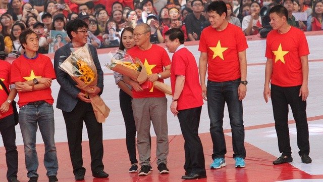 Đoàn quân HLV Park Hang Seo nhận được thưởng lớn từ Hàn Quốc