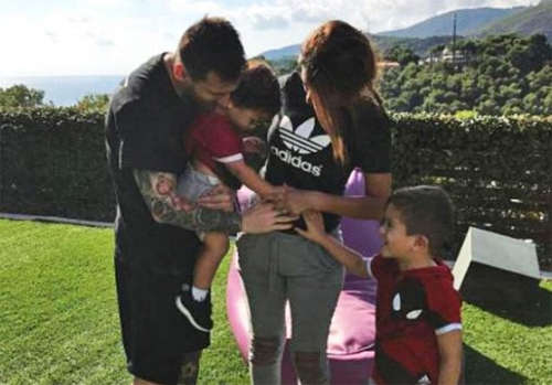 Gia đình Messi thông báo về cậu con trai thứ ba hồi tháng 10/2017