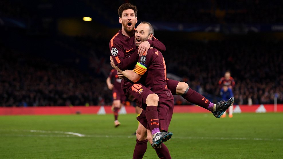 Niềm vui của Messi và Iniesta với bàn thắng quan trọng vào lưới Chelsea
