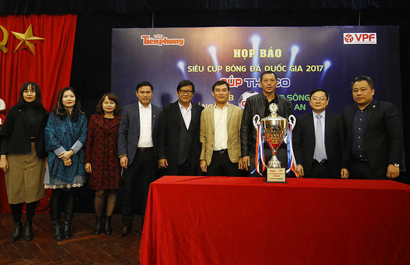 Hai ngôi sao ở U23 Việt Nam sẽ đối đầu Quả Bóng Vàng ở Siêu cúp 2017