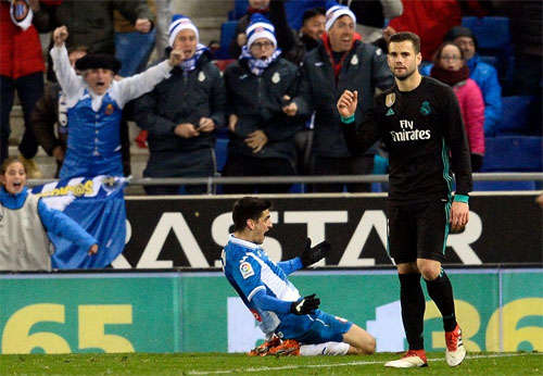 Moreno đem lại chiến thắng cho Espanyol khi trận đấu chuẩn bị khép lại.