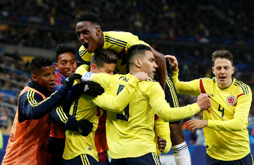 Colombia giành chiến thắng ấn tượng ngay trên đất Pháp.