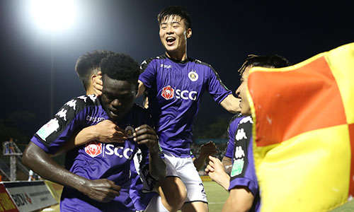 Hà Nội lên đỉnh bảng sau hai lượt trận của V-League 2018