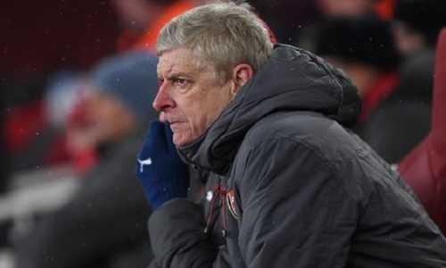 Carragher: "CĐV của Arsenal đã không thể chịu đựng được Wenger nữa rồi"