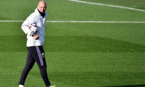 HLV Zidane: 'Real đã quên chiến thắng ở Paris'