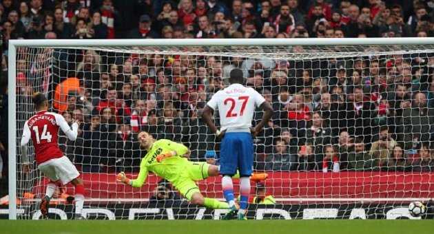 Aubameyang lập cú đúp,  Arsenal đẩy Stoke City đến bờ vực xuống hạng