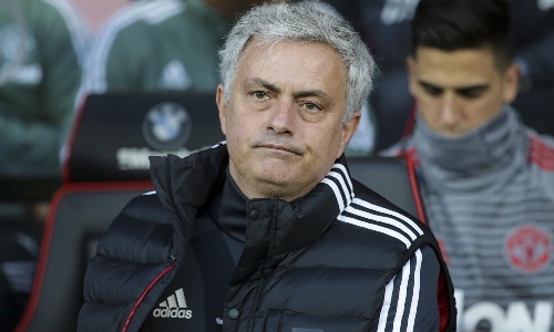 Mourinho vẫn phiền lòng dù đội nhà thắng trận