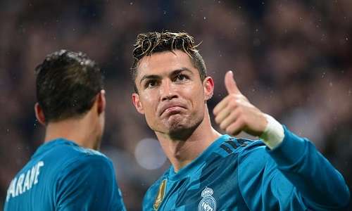 Ronaldo chói sáng, giúp Real đặt một chân vào bán kết Champions League