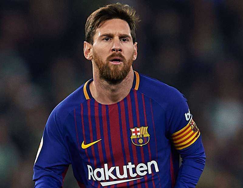Messi “đi đêm” với trọng tài. Barca sẽ có Griemann trong kỳ chuyển nhượng mùa hè?