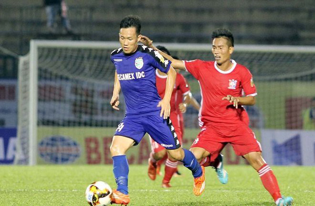 Lê Tấn Tài giúp B.Bình Dương có chiến thắng ở vòng 7 V-League 2018