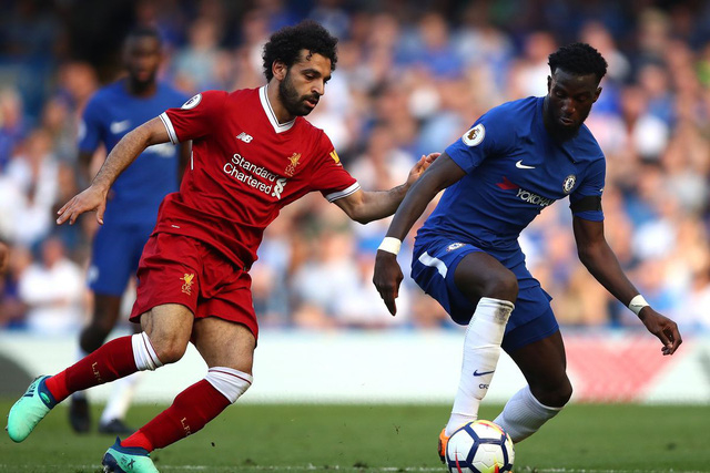 Liverpool bất ngờ sảy chân liên tục ở những vòng đấu cuối cùng. Điều đó tạo điều kiện cho Chelsea gia nhập cuộc đua top 4 Premier League