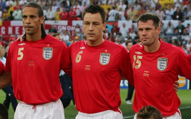 Trong quá khứ, tuyển Anh từng sở hữu những hậu vệ hàng đầu thế giới như Ferdinand (trái), Terry (giữa) và Carragher.