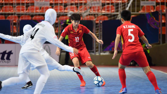 Đội tuyển futsal nữ Việt Nam thất bại trước Iran mạnh hơn hẳn