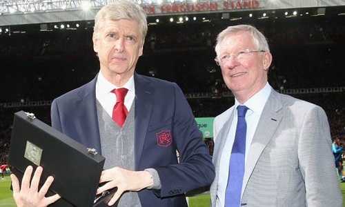 Wenger gửi những lời chúc tốt đẹp nhất đến Sir Alex Ferguson và mong ông hồi phục