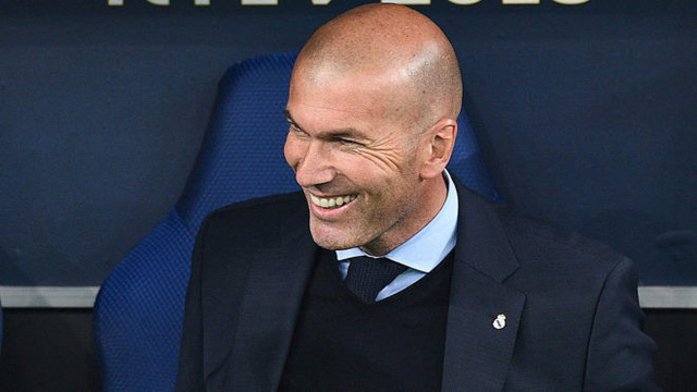 HLV Zidane phấn khích sau khi giành chức vô địch Champions League lần thứ 3 liên tiếp