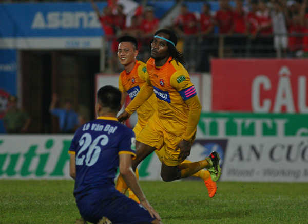 Thanh Hoá thua 0-2 trước Hải Phòng trong ngày Bùi Tiến Dũng dự bị
