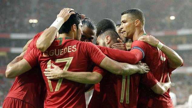 Không ghi bàn nhưng Ronaldo vẫn góp công vào chiến thắng của Bồ Đào Nha trước Algeria