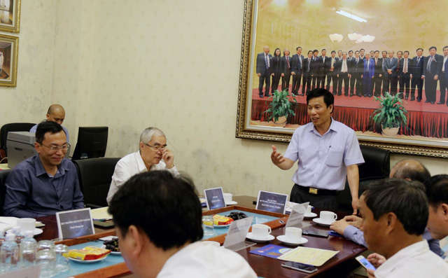 Bộ trưởng Nguyễn Ngọc Thiện chỉ đạo phải giải quyết ổn thỏa tiêu cực ở V-League
