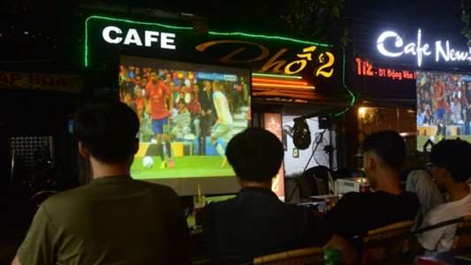 Người hâm mộ Việt Nam mong được coi World Cup một cách chính thống, chứ không phải xem "chui"