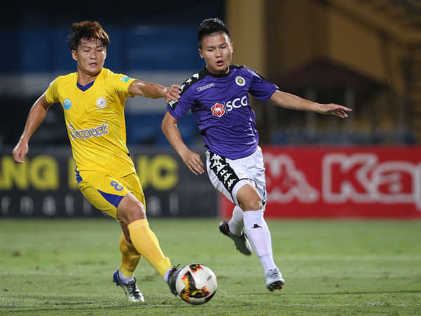 Quang Hải tỏa sáng giúp Hà Nội FC vững ngôi đầu V-League