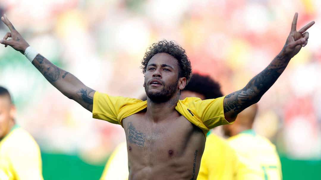 Neymar gánh vác trách nhiệm sửa sai cho tuyển Brazil trên đất Nga