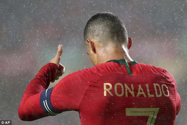 Ronaldo có trận giao hữu đầu tiên và duy nhất cùng ĐT Bồ Đào Nha trước khi lên đường dự World Cup 2018