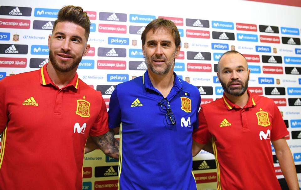Ramos cố gắng thuyết phục LĐBĐ Tây Ban Nha giữ HLV Lopetegui cho đến hết giải nhưng nỗ lực bất thành