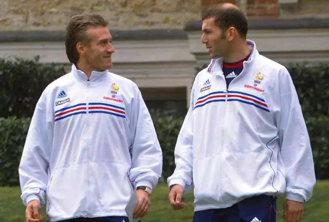 Đã đến lúc HLV Zidane tìm kiếm hướng đi mới trong sự nghiệp (có thể là ở đội tuyển Pháp)