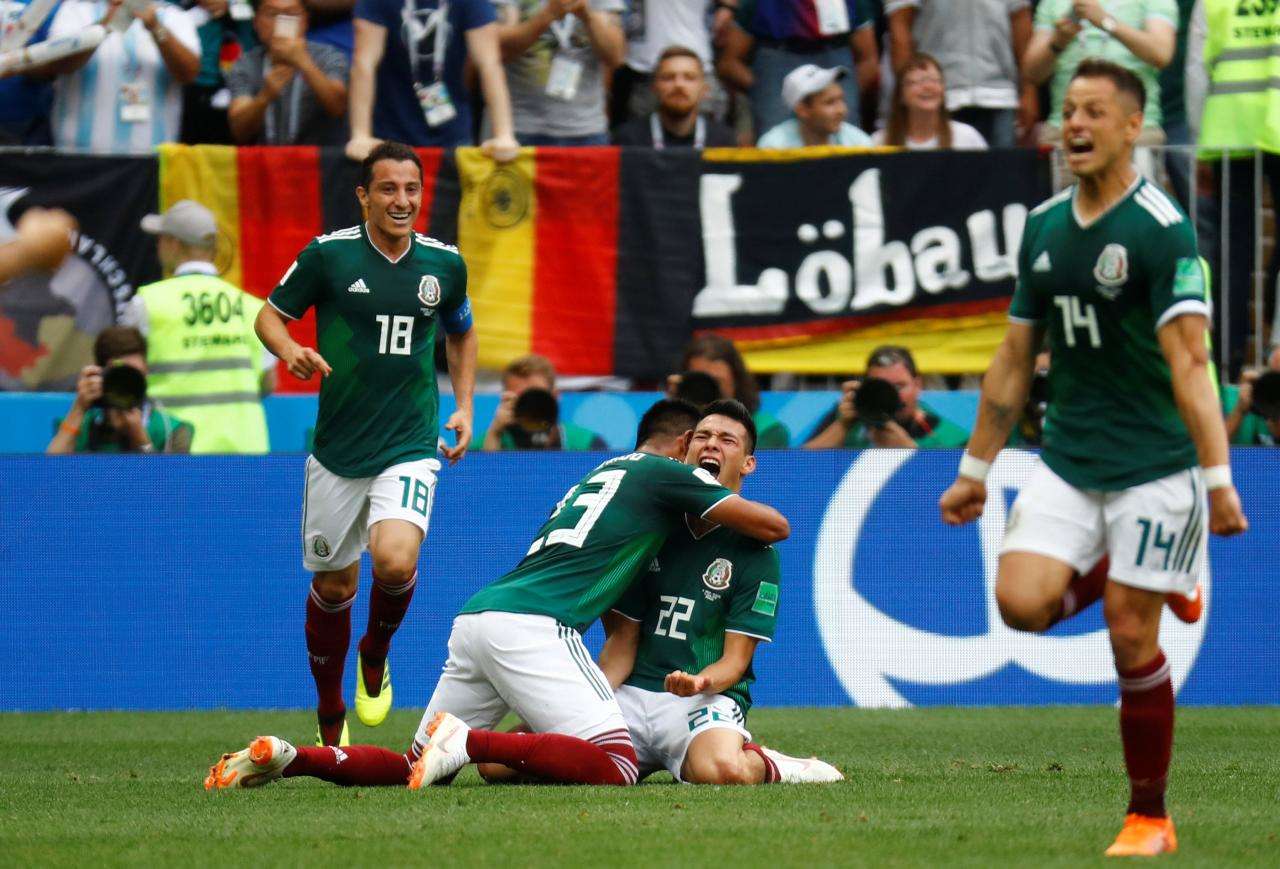 Mexico cũng có thể mất vé, dù đã giành tới 2 chiến thắng đầu tiên