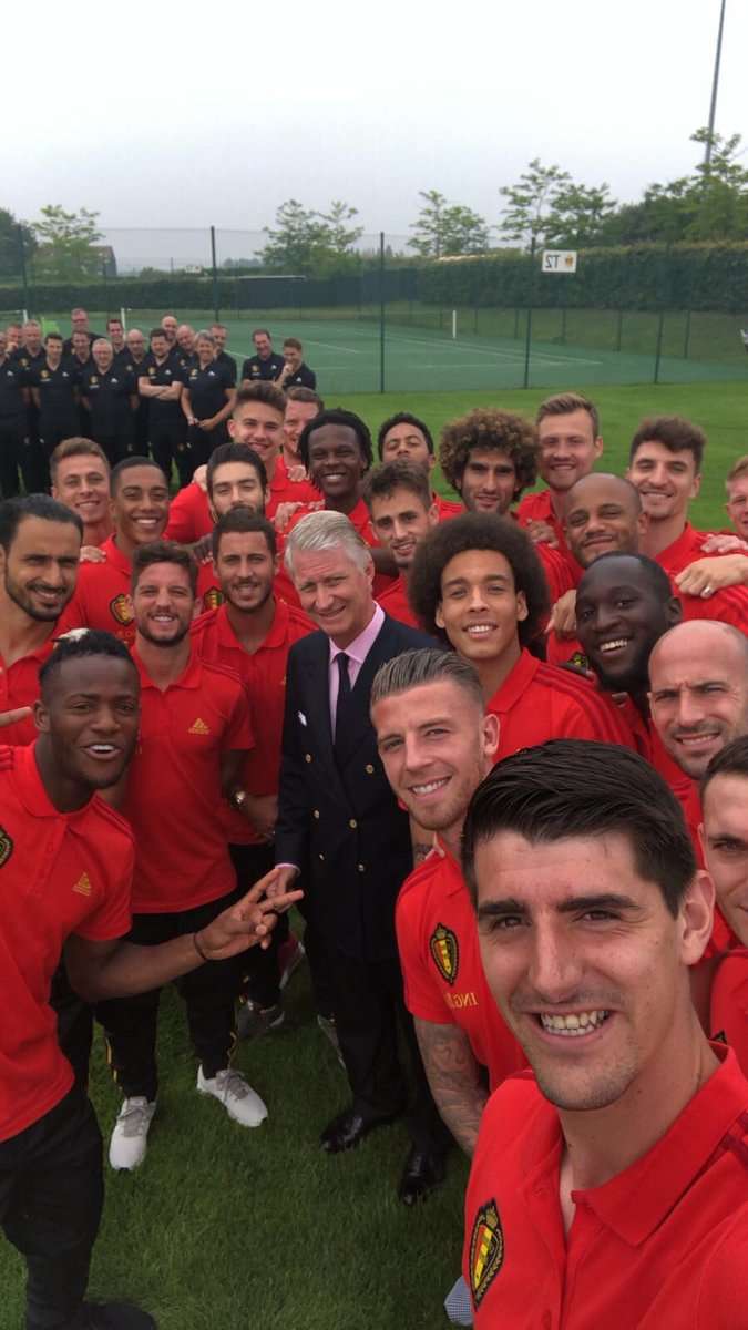 Nhà Vua Bỉ động viên Hazard và đồng đội trước chiến dịch chinh phục World Cup 2018