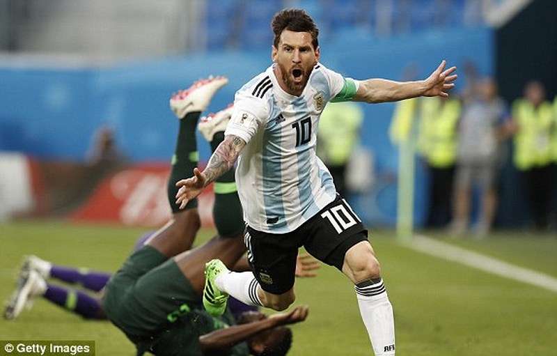 Cầu thủ người Argentina đã hóa những nỗi đau biến thành sức mạnh trong trận đấu đêm qua với Nigeria