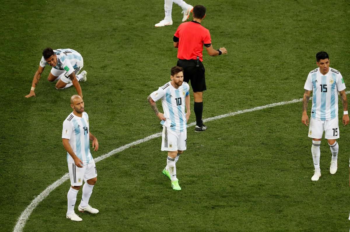 Argentina đang ở tình cảnh rất bất lợi ở bảng D World Cup 2018