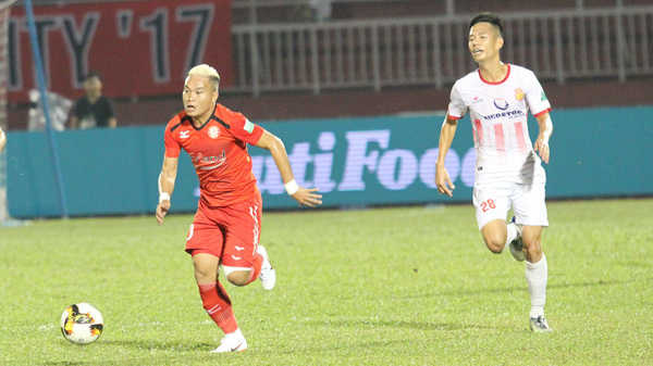 Nam Định, Sài Gòn và CLB TPHCM ở trong nhóm "cầm đèn đỏ" ở V-League