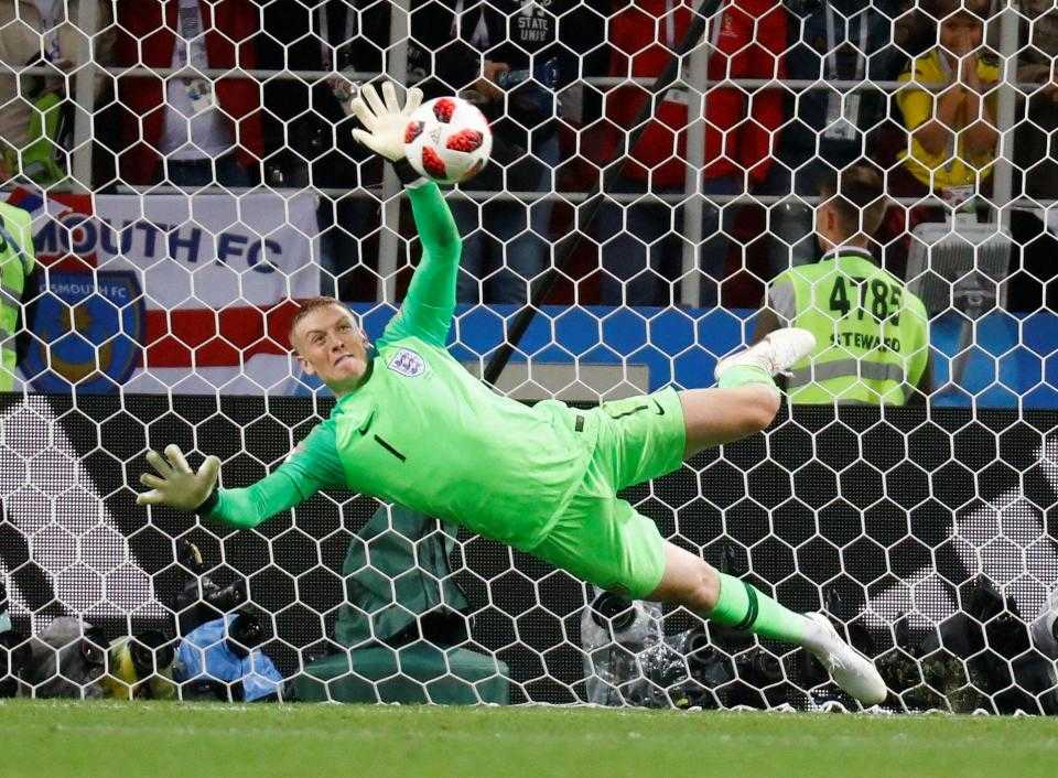 Jordan Pickford là người hùng đã đưa tuyển Anh vào tứ kết World Cup 2018