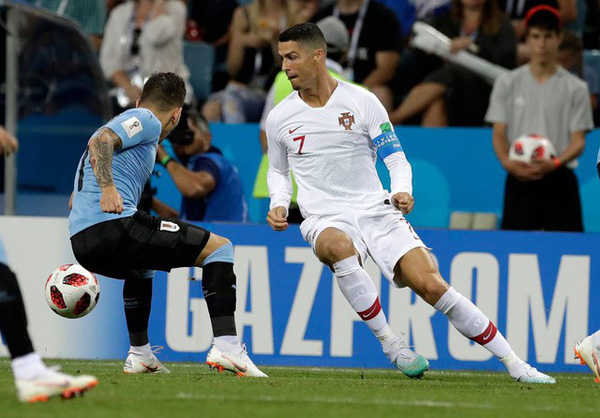 BLV Anh Ngọc: "Bồ Đào Nha thất bại vì không có ai chia lửa cùng với Ronaldo"