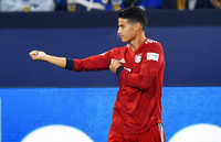 Bayern Munich giành chiến thắng ngay trên sân của Schalke