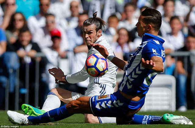 Bale chưa thể thay thế được vai trò C.Ronaldo để lại