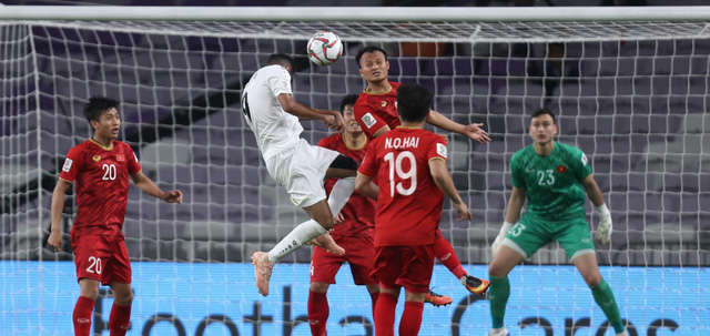 Đội tuyển Việt Nam lọt vào vòng 1/8 theo cách không thể nghẹt thở hơn