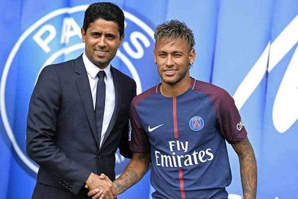 Chủ tịch PSG sẵn sàng để Neymar ra đi