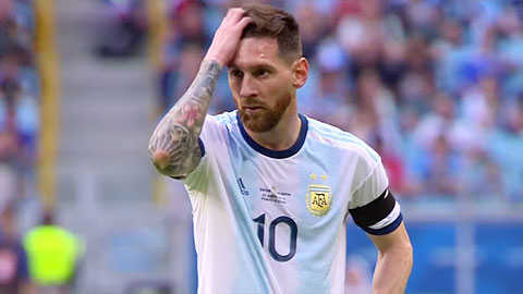 Vì sao Messi luôn thất bại mỗi khi khoác áo tuyển Argentina?