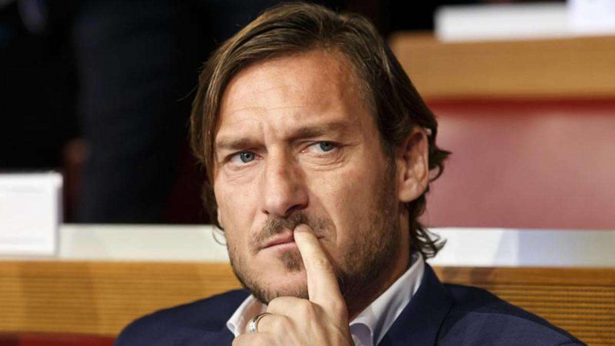 Totti đã quyết định rời AS Roma