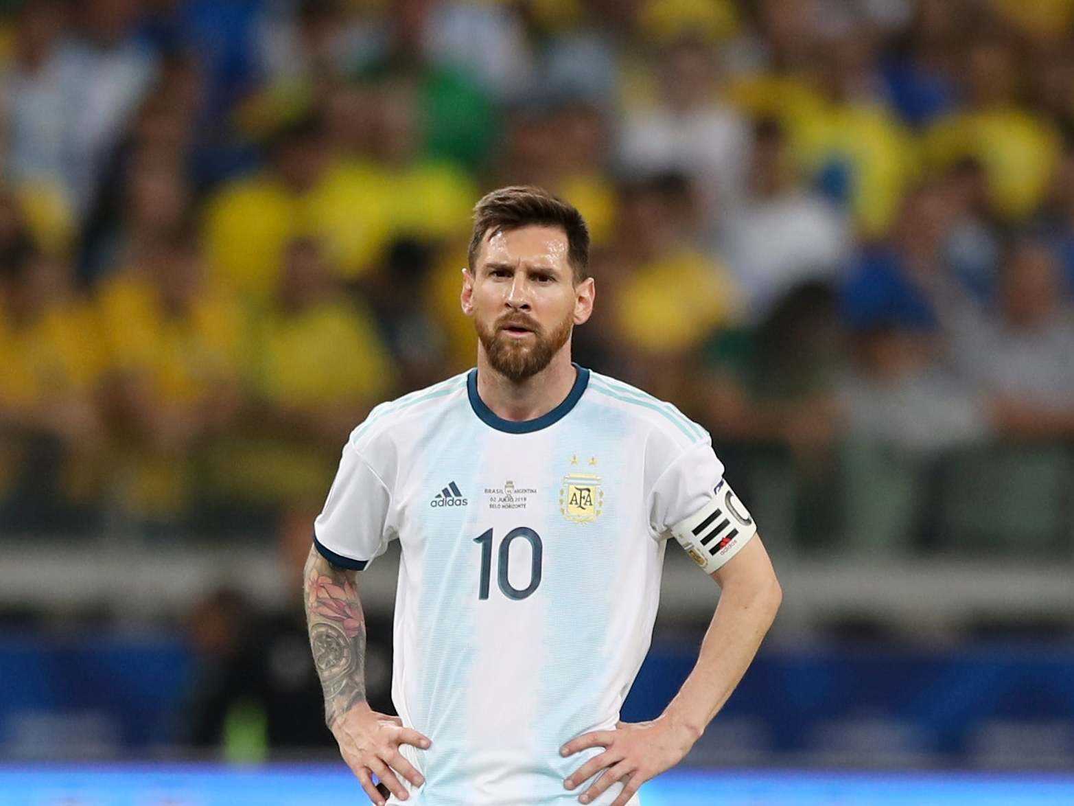 Messi từ chối nhận HCĐ Copa America 2019