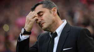 Barca: Valverde đang mất phương hướng với hàng thủ